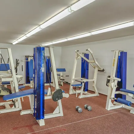 3 Bedroom Cozy In דירה *